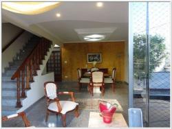 Casa para Venda em Santos - 1