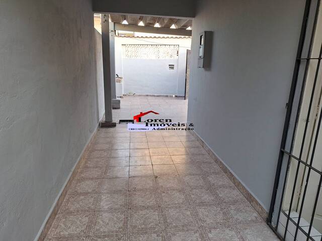 Casa para Locação em São Vicente - 2