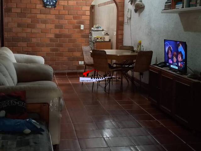Casa para Venda em São Vicente - 4