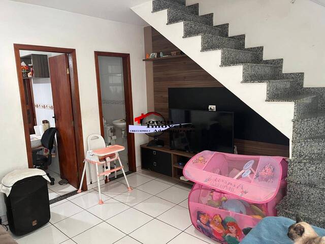 Sobrado para Venda em São Vicente - 4