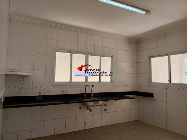 Sobrado para Venda em São Vicente - 5