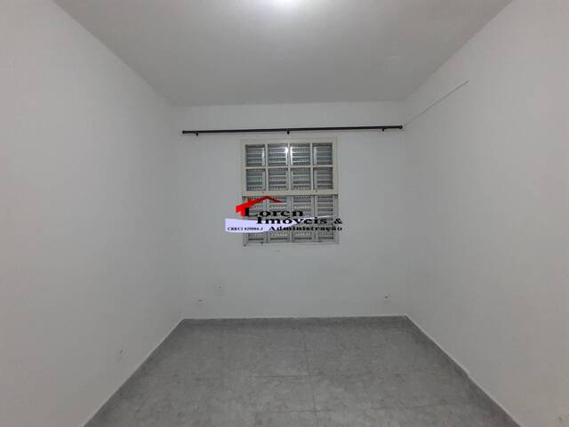 #6530k - Kitnet para Locação em  -  - 1