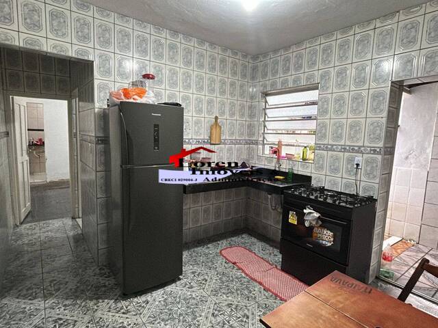 Casa para Venda em São Vicente - 4
