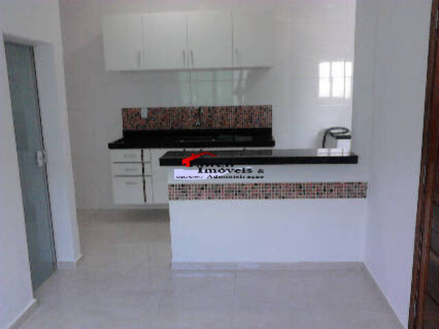 #7018 s - Casa para Venda em São Vicente - SP - 1