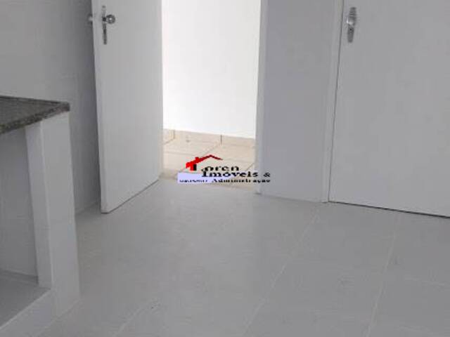 Apartamento para Venda em São Vicente - 4