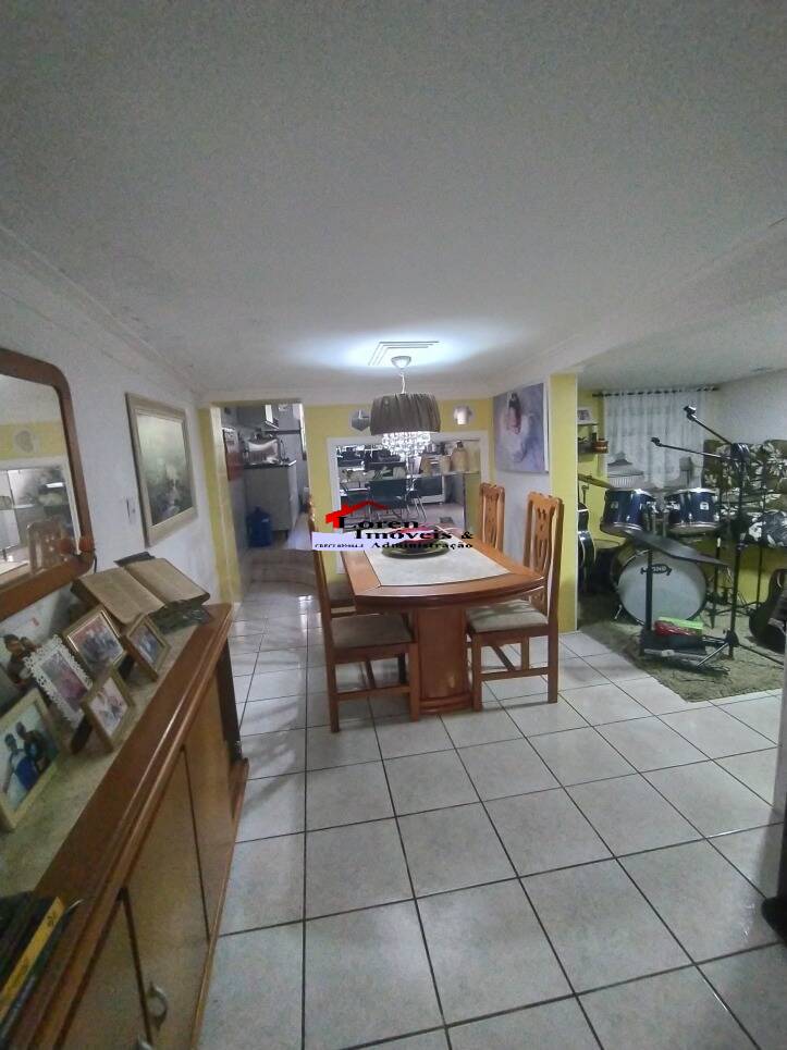 Casa, 2 quartos, 215 m² - Foto 24