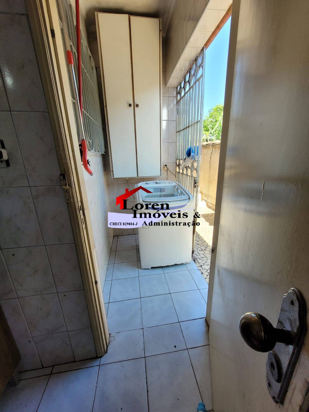 Casa à venda com 3 quartos, 200m² - Foto 17