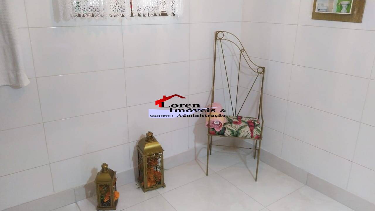 Casa à venda com 2 quartos, 90m² - Foto 10