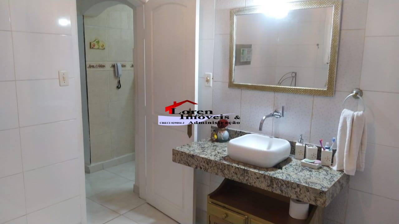 Casa à venda com 2 quartos, 90m² - Foto 11