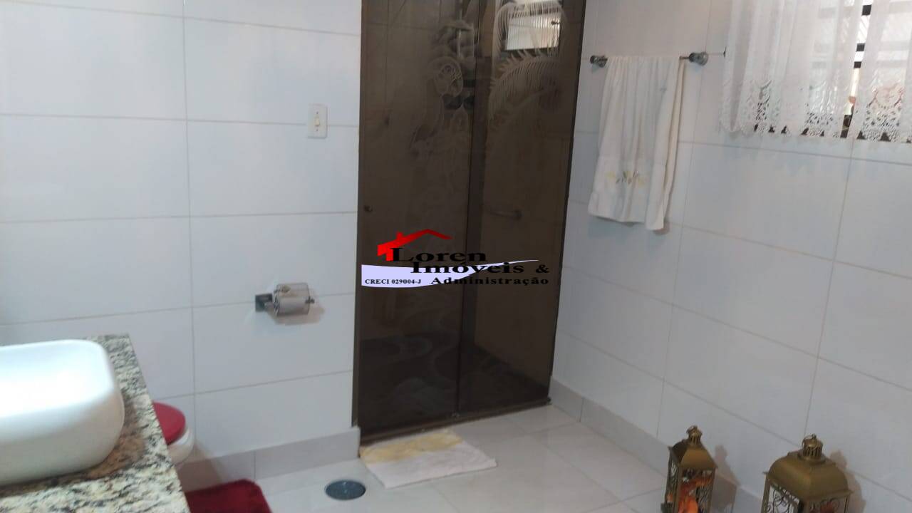 Casa à venda com 2 quartos, 90m² - Foto 12