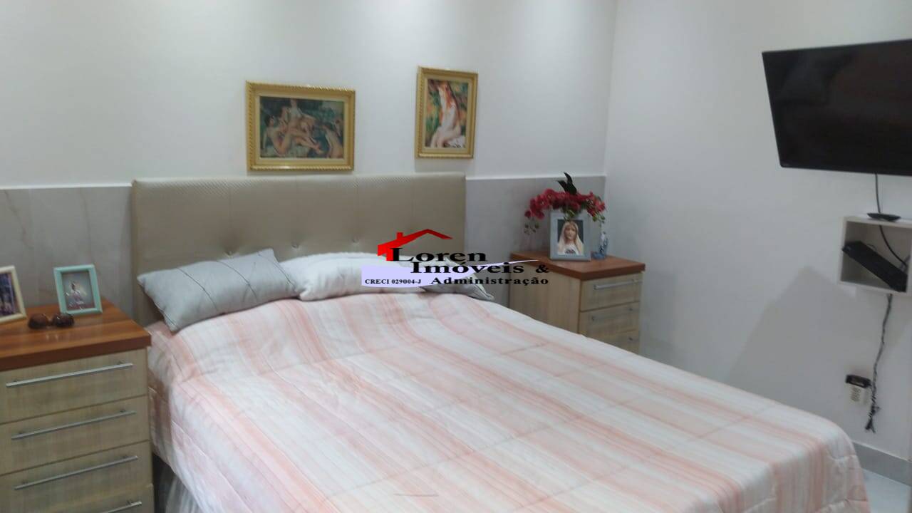 Casa à venda com 2 quartos, 90m² - Foto 13