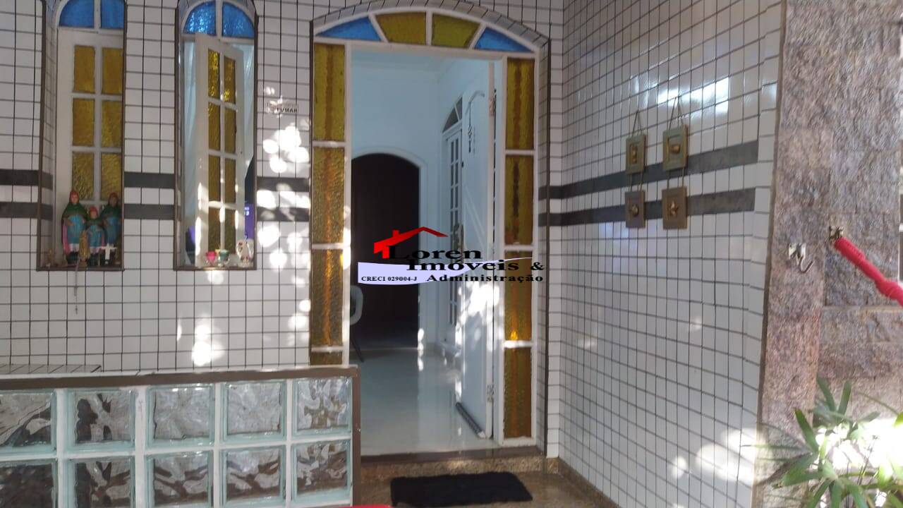 Casa à venda com 2 quartos, 90m² - Foto 22