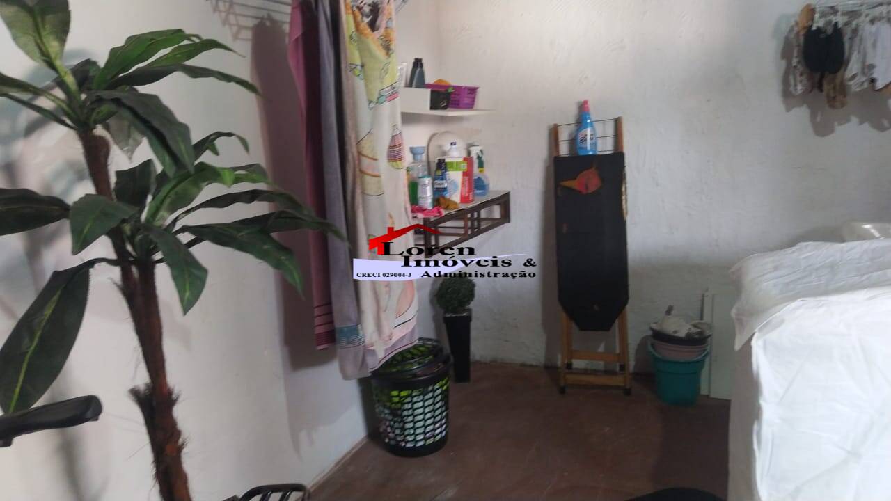 Casa à venda com 2 quartos, 160m² - Foto 5