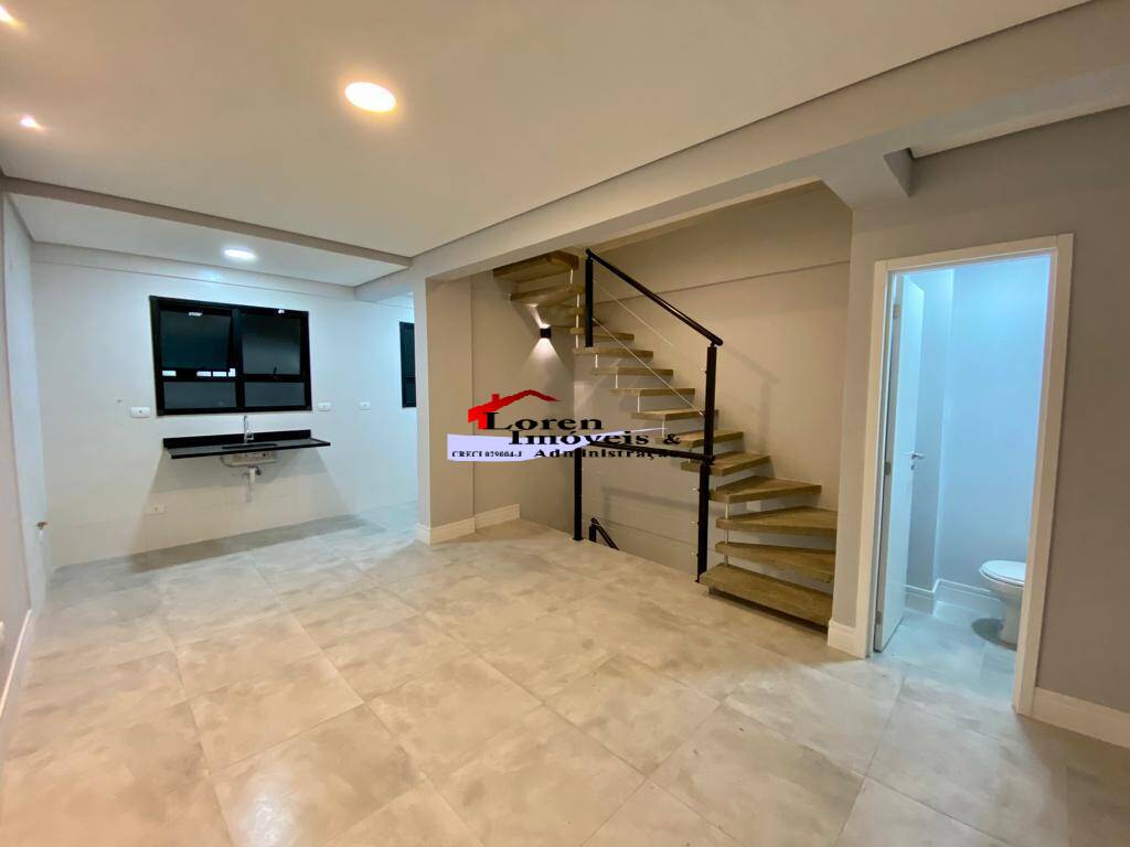 Casa à venda com 2 quartos, 80m² - Foto 2