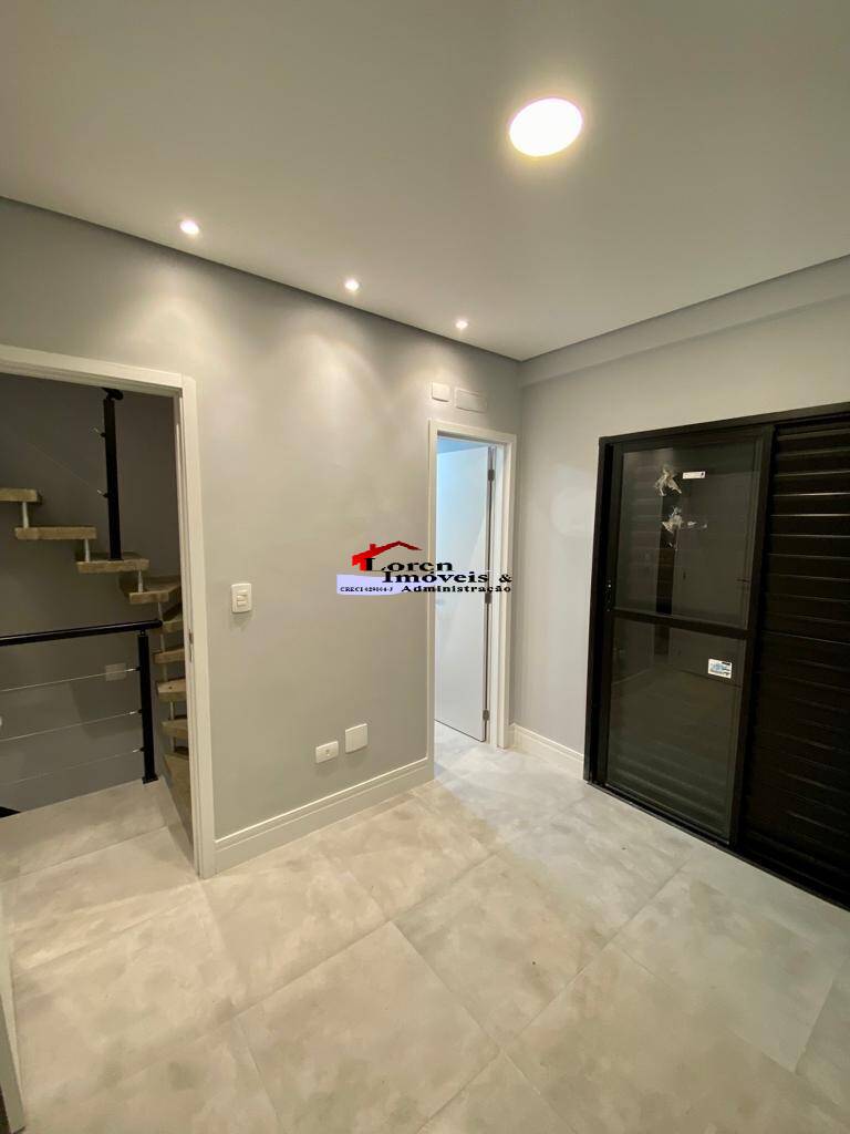 Casa à venda com 2 quartos, 80m² - Foto 6