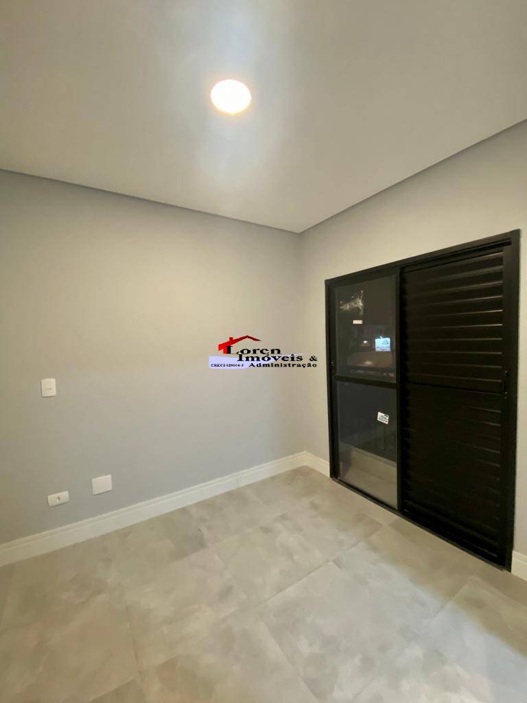 Casa à venda com 2 quartos, 80m² - Foto 19