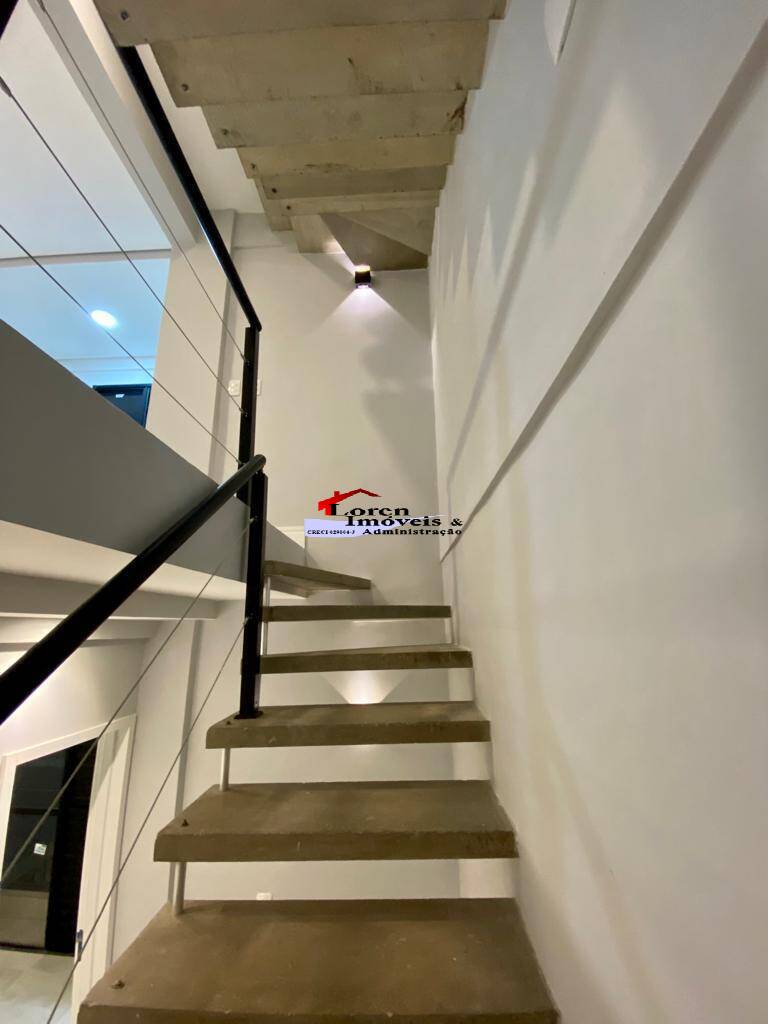 Casa à venda com 2 quartos, 80m² - Foto 21