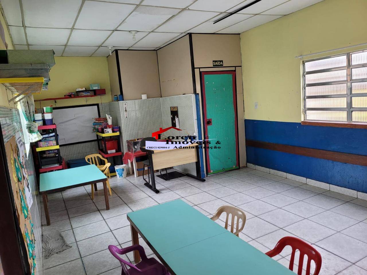 Casa à venda com 5 quartos, 150m² - Foto 4