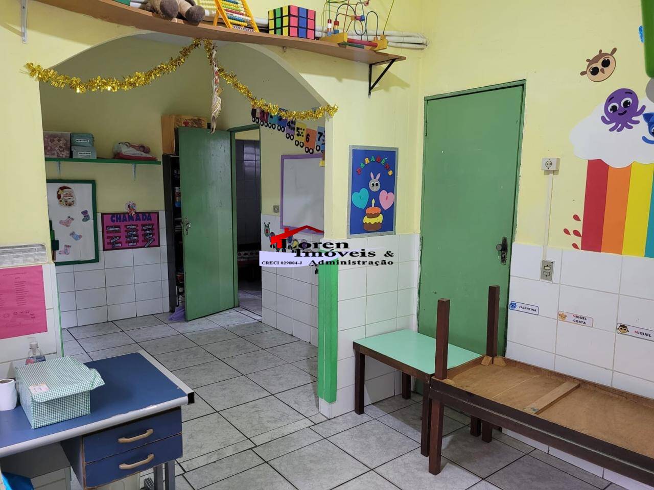 Casa à venda com 5 quartos, 150m² - Foto 23