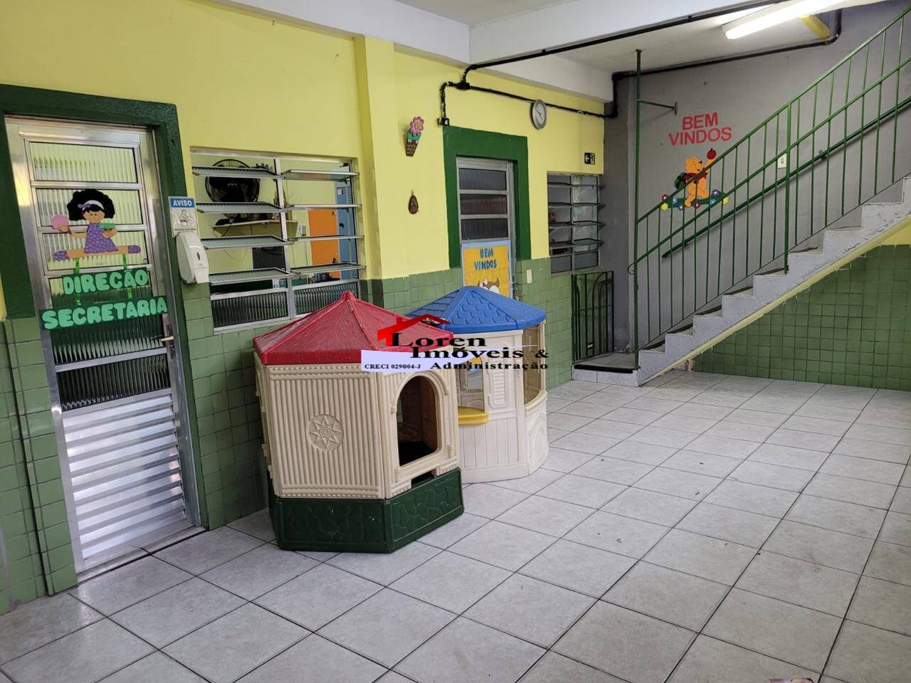 Casa à venda com 5 quartos, 150m² - Foto 25