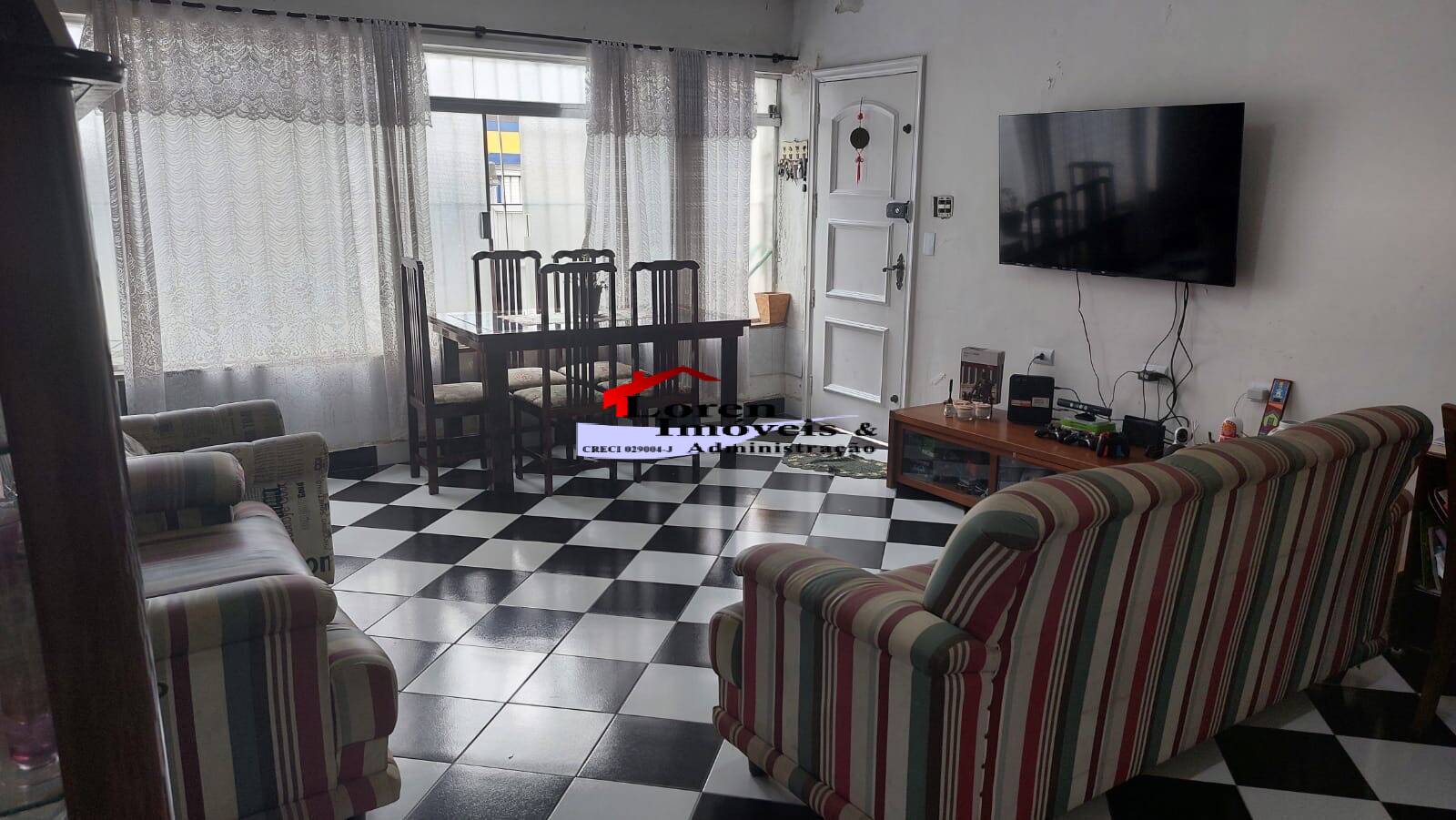 Casa, 3 quartos, 220 m² - Foto 1