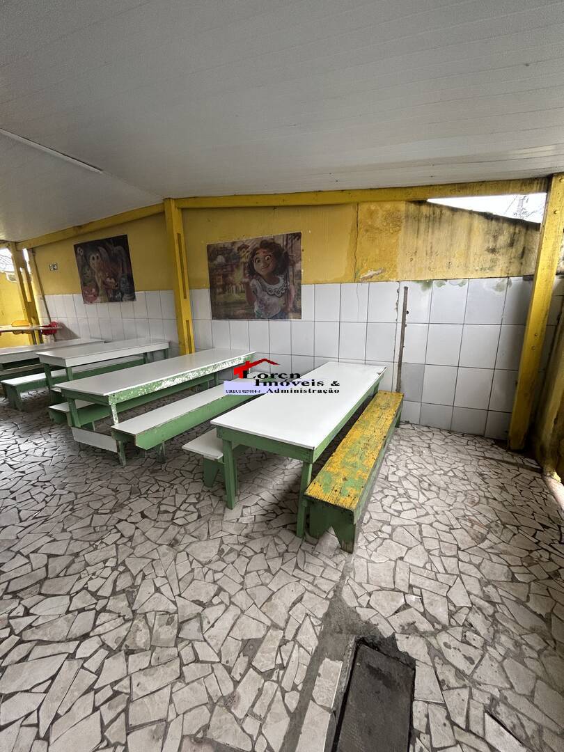 Casa, 3 quartos, 200 m² - Foto 13