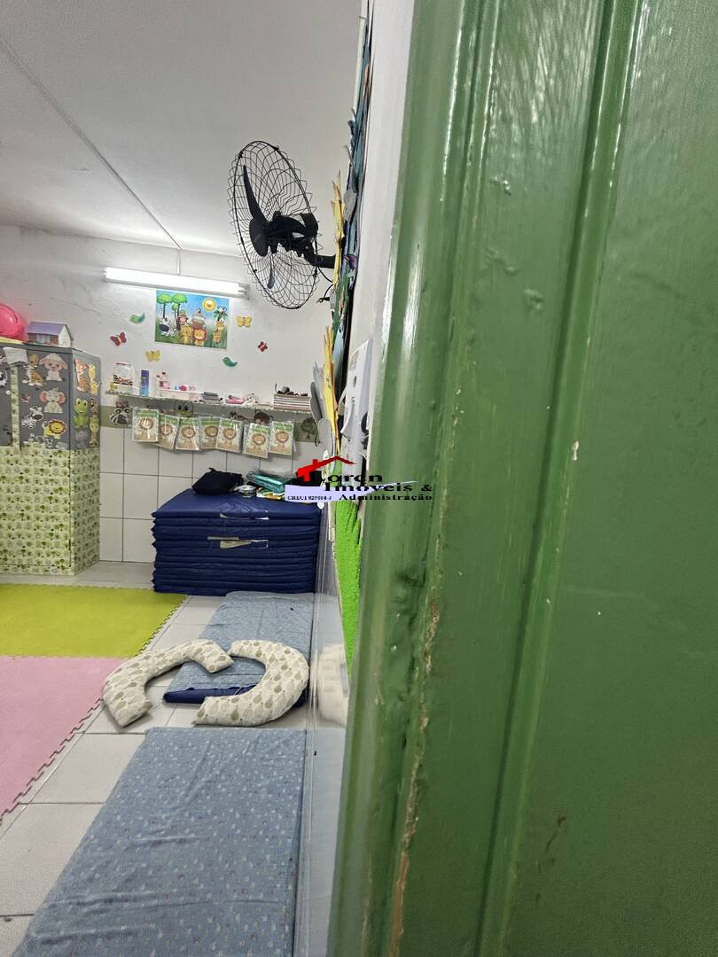 Casa, 3 quartos, 200 m² - Foto 23