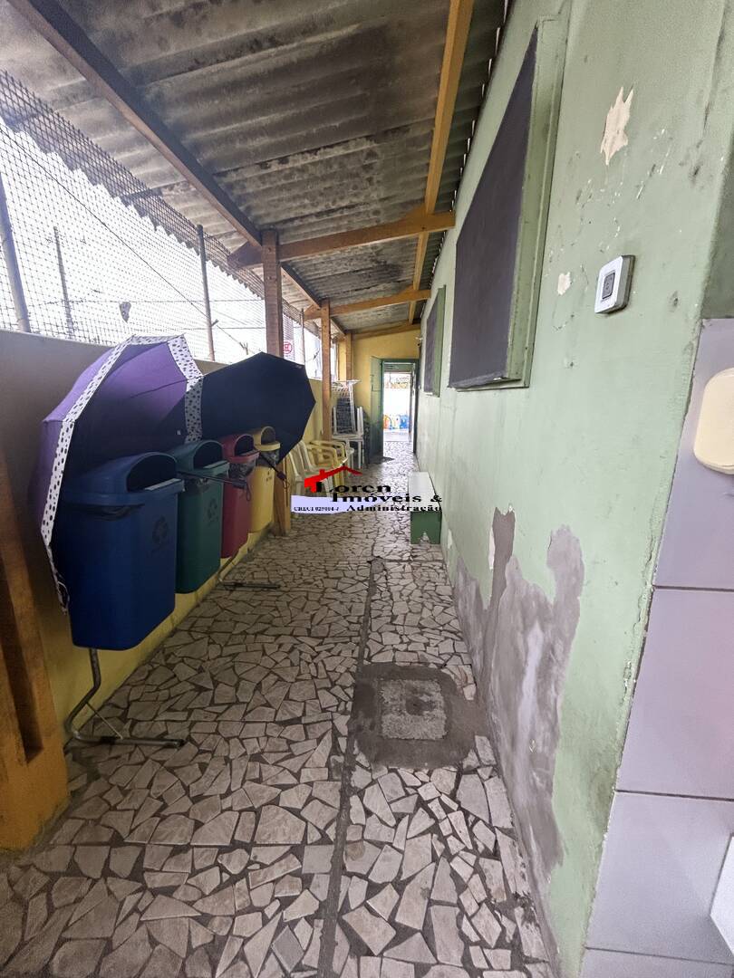 Casa, 3 quartos, 200 m² - Foto 32