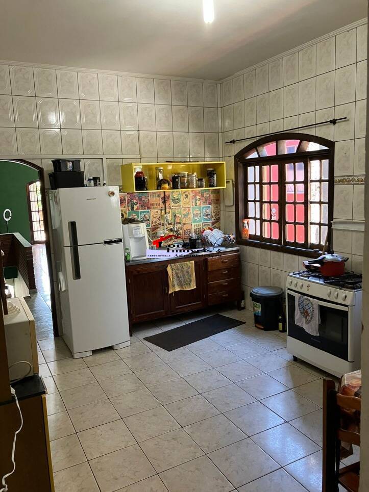 Casa à venda com 2 quartos, 100m² - Foto 6